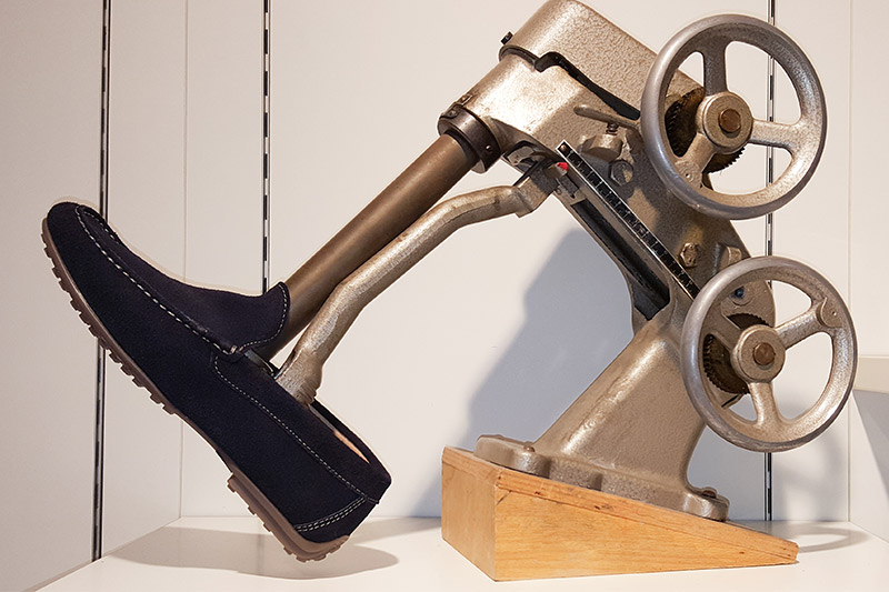 Lostra ve Ayakkabı Tamiri